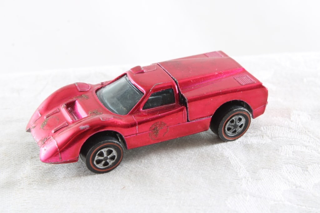 1967 Hot Wheels Redline Ford J-Car: 1967 Hot Wheels Redline Ford J-Car As pictured. Please read ask questions an read terms & conditions before bidding.