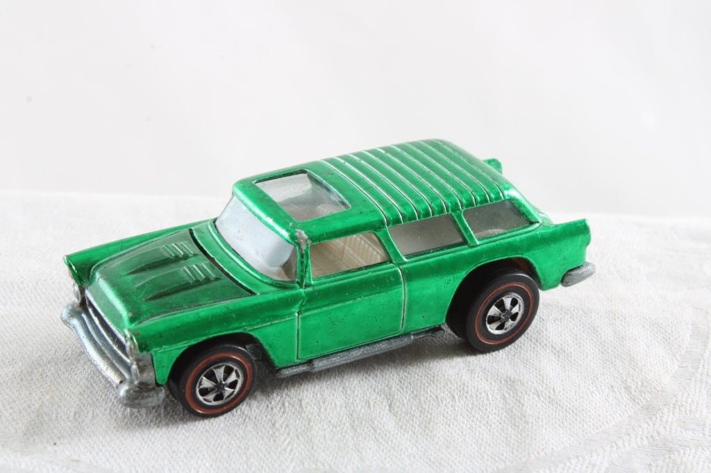 1969 Hot Wheels Redline Classic Nomad (1 of 5)