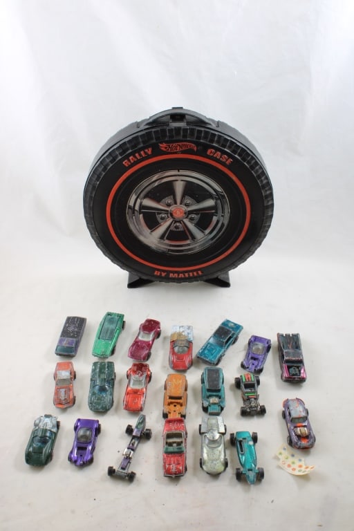 Hot Wheels Rally Case with Redline Cars (1 of 20)