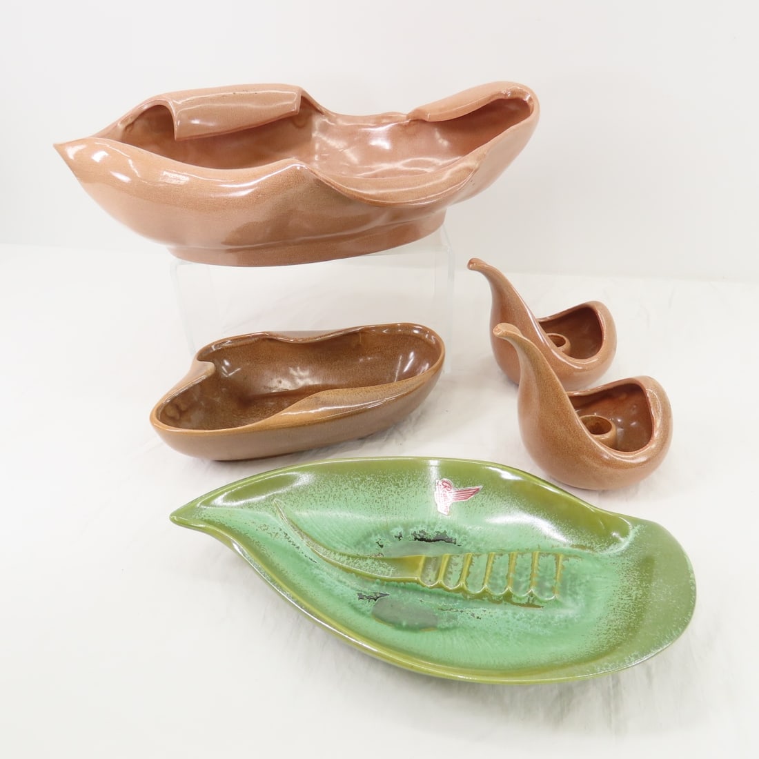 5 Brown & Green Red Wing Art Pottery Pieces (1 of 20)