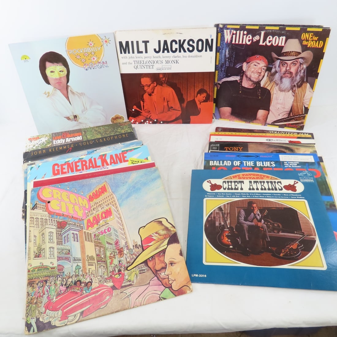 30+ Vintage Jazz & Country record albums (1 of 10)