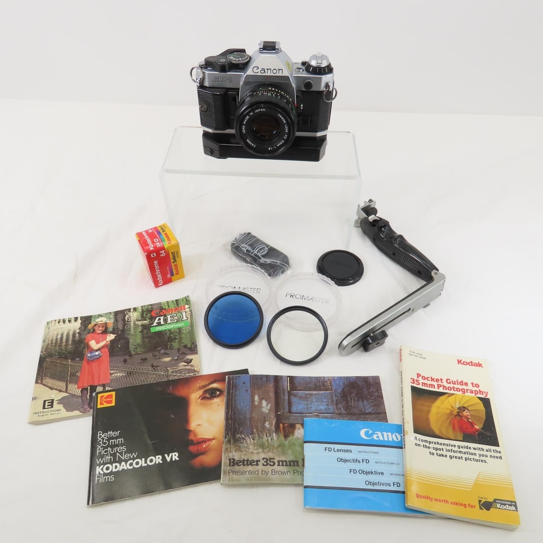 Canon AE-1 Program 35mm Film Camera with lens (1 of 11)