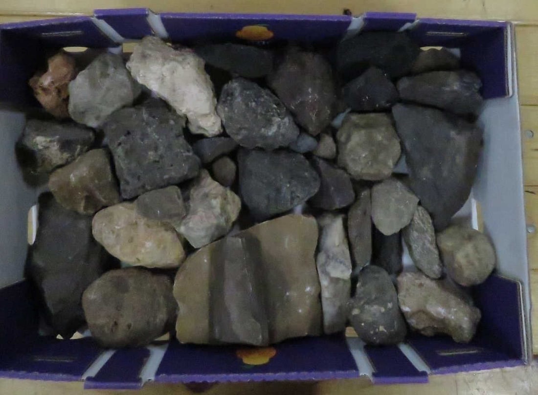 40+ pounds mixed rocks and minerals (1 of 9)
