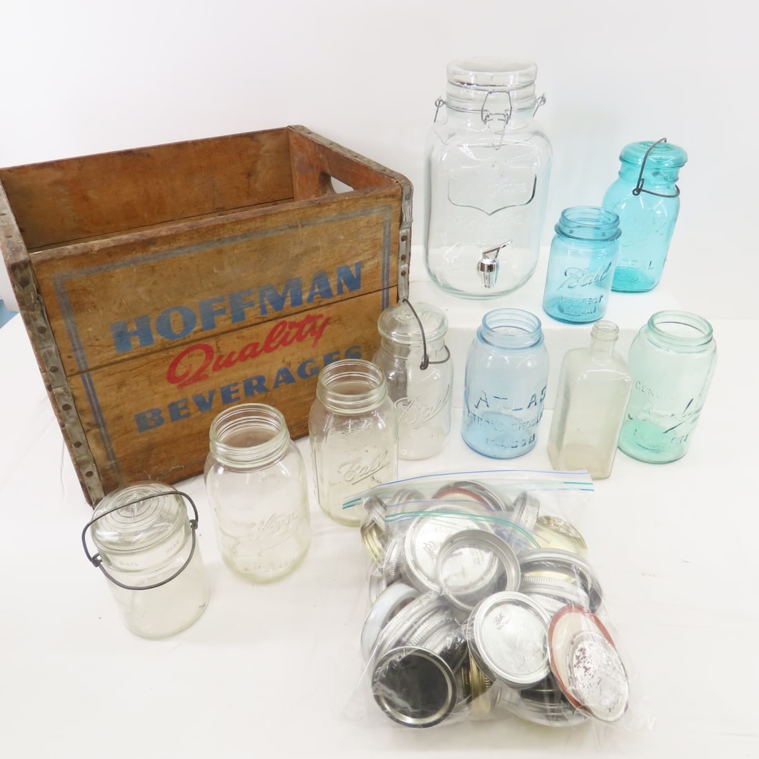 Hoffman Beverages Wooden Crate & Canning Jars (1 of 17)