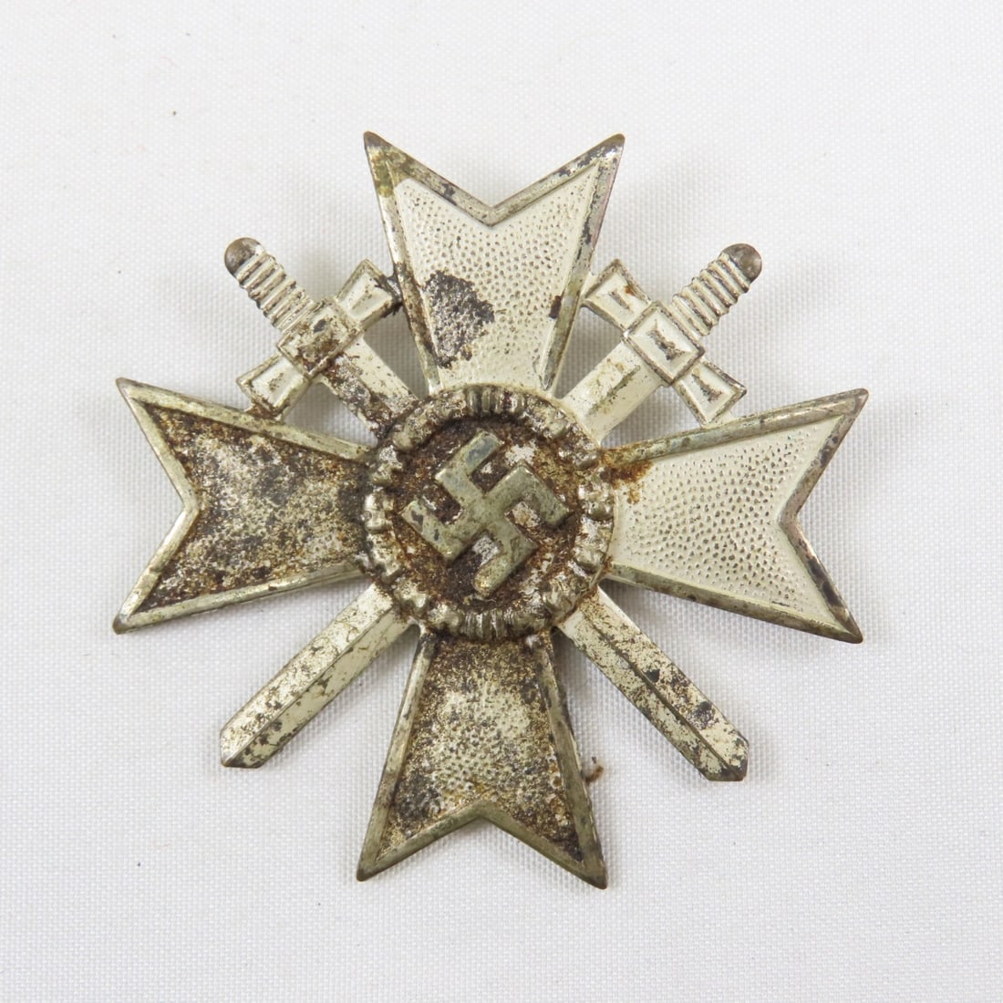 WWII German Merit Cross With Swords 1st Class (1 of 8)