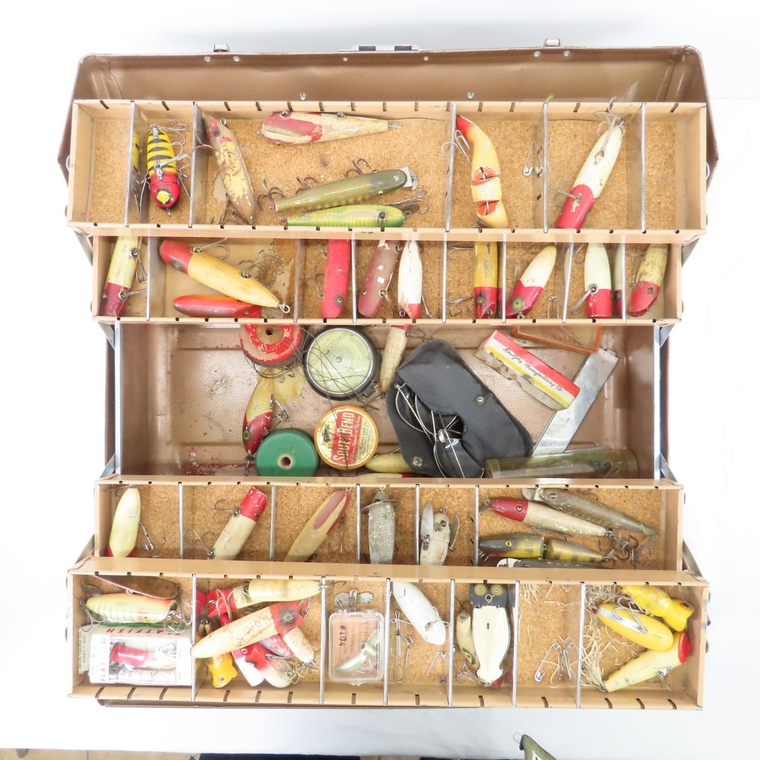Vintage Metal Tackle Box with Lures & Gear (1 of 13)