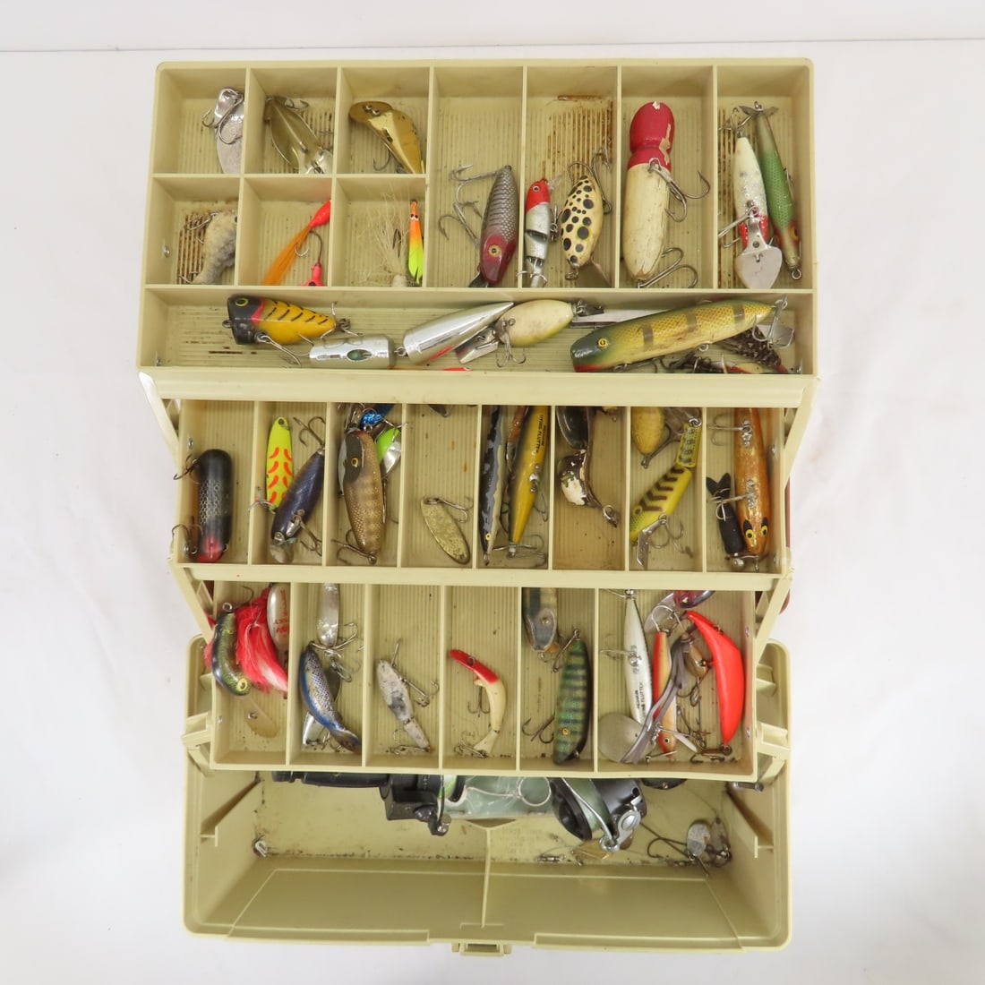Vintage tackle box with lures and gear (1 of 12)