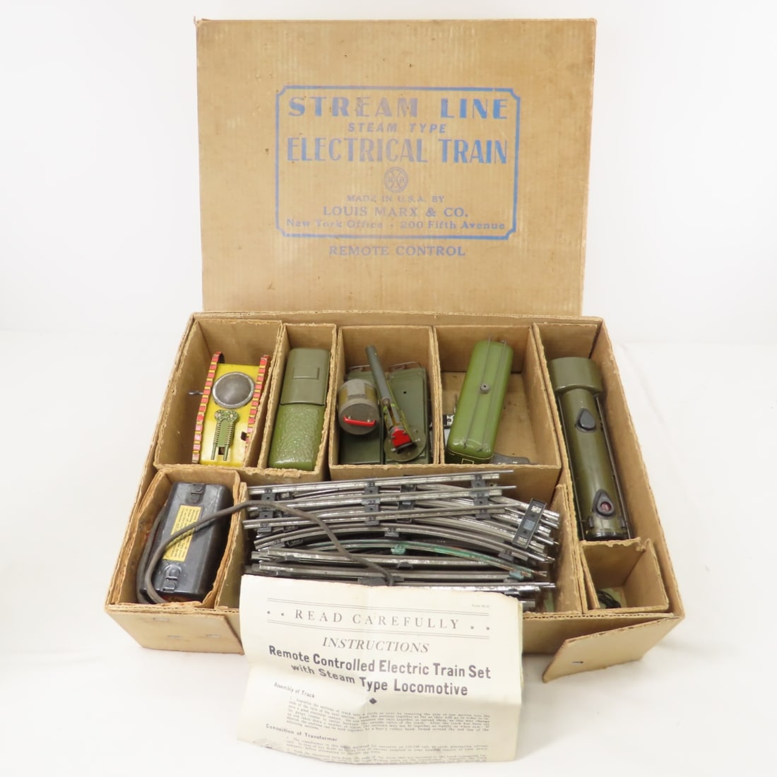 Marx pre-war Military train set with box (1 of 13)