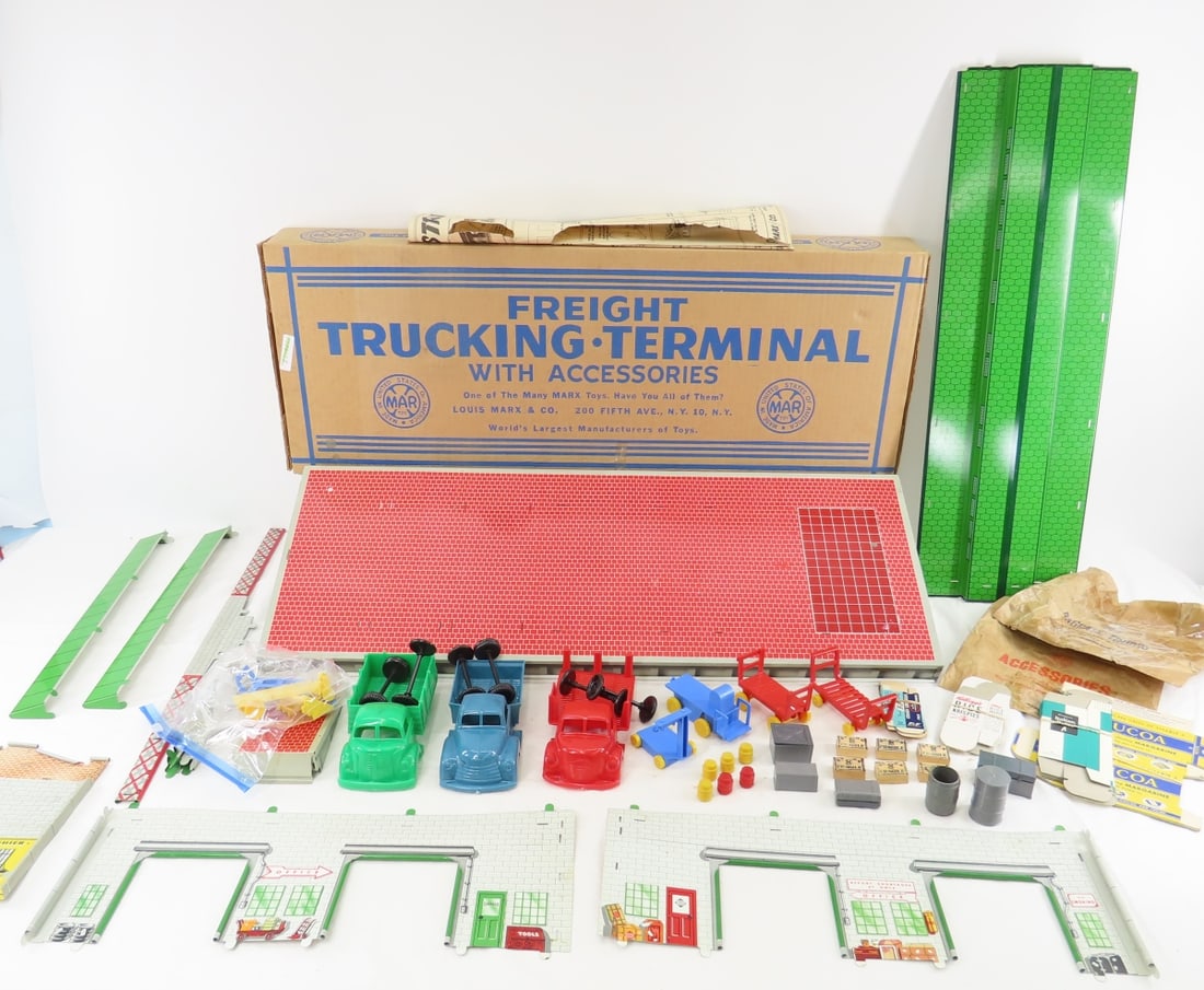 Marx Freight Trucking-Terminal Playset in Box (1 of 20)
