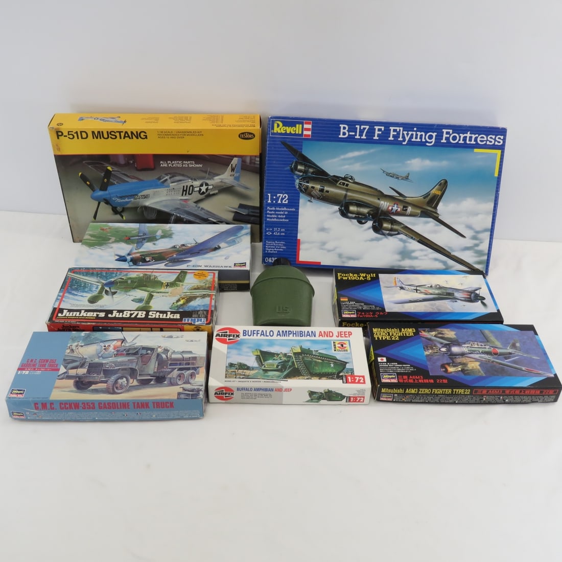 Assorted Military 1/48 & 1/72 Model Kits (1 of 11)