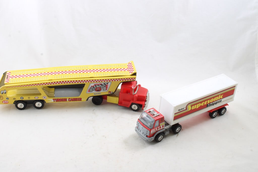 Tin Litho Japan Car Carrier Toy, Nylint Semi Truck (1 of 20)