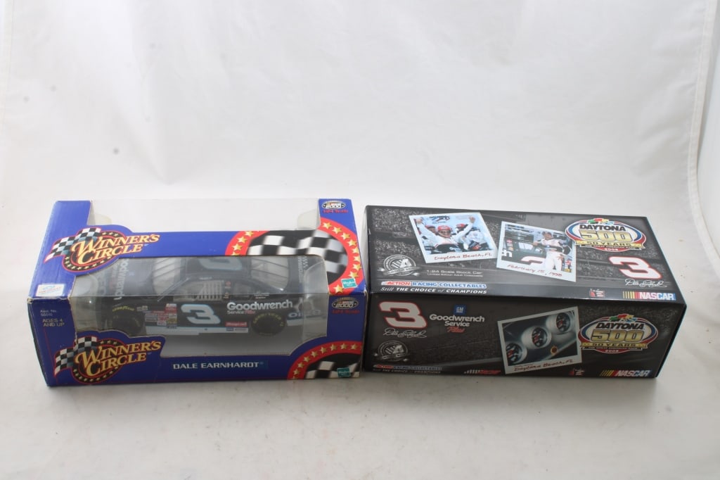 2 Dale Earnhardt Nascar 1:24 Action & Other #3 (1 of 7)