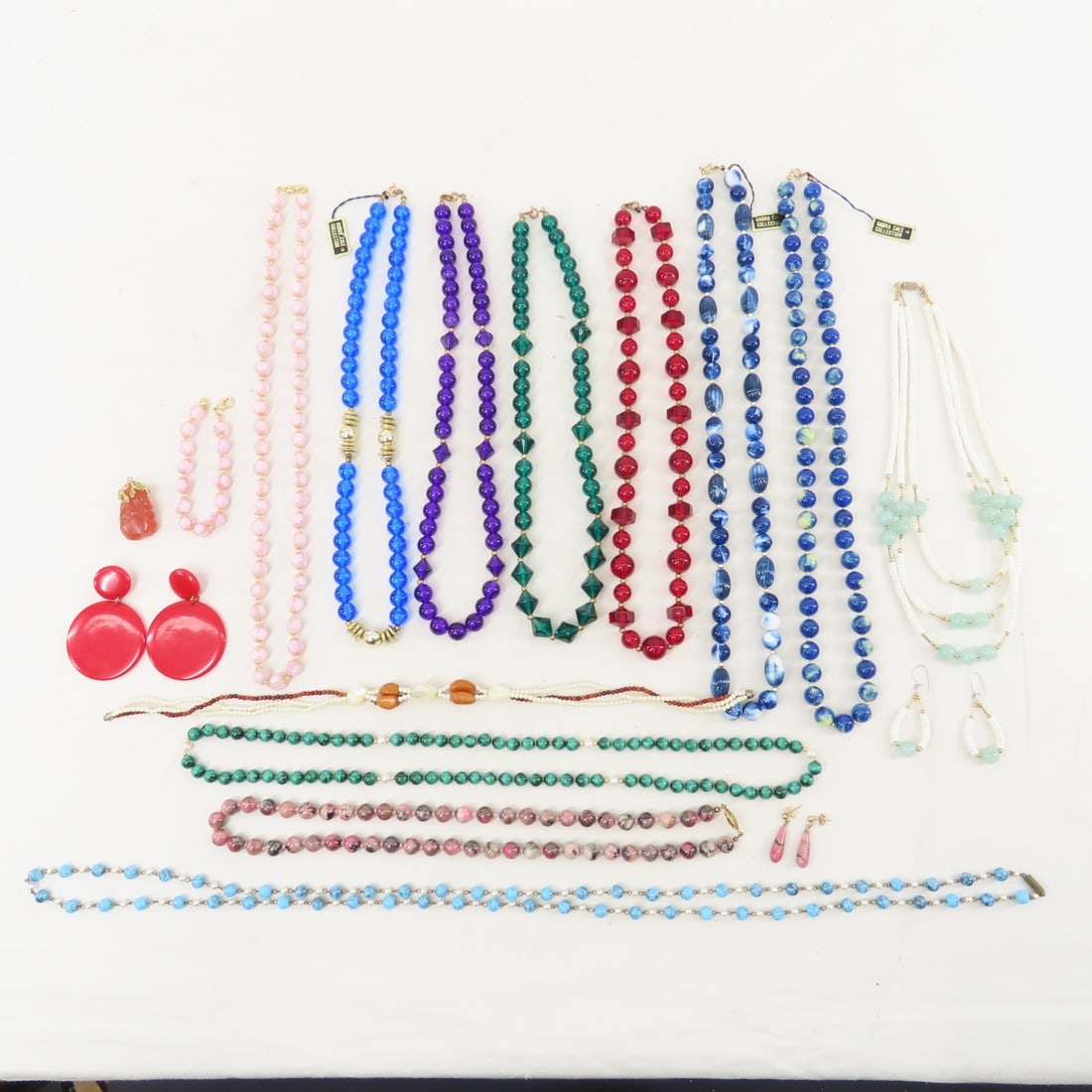 Ahbra Cale Lucite Necklaces & More: Ahbra Cale Lucite Necklaces & More Please ask questions and read terms & conditions before bidding.