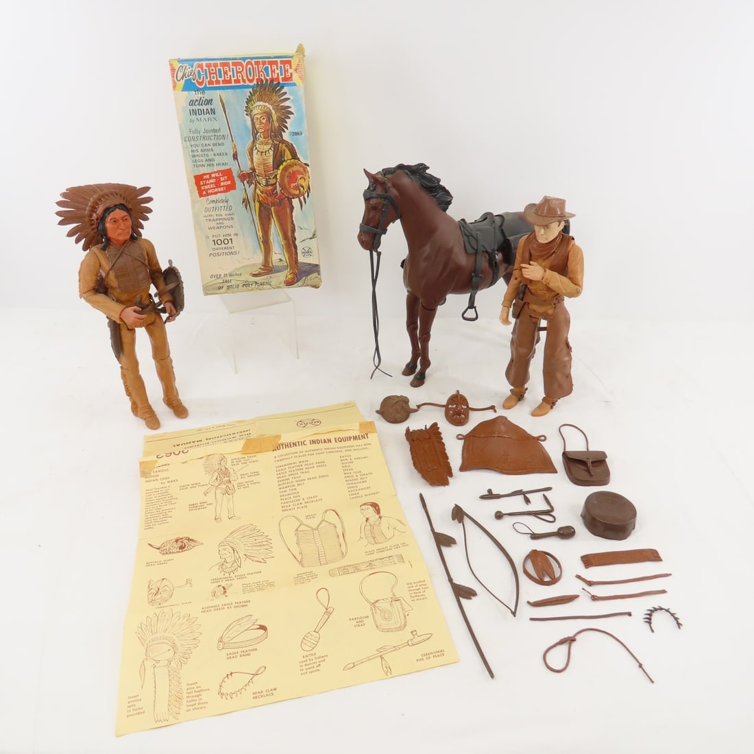 MARX Chief Cherokee with box, Johnny West & horse (1 of 20)