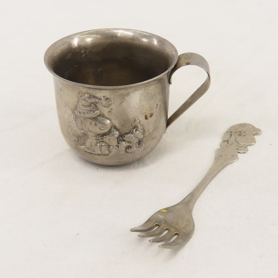 1965 Snoopy & Woodstock Christmas cup & fork: 1965 Snoopy & Woodstock Christmas cup & fork Please ask questions and read terms & conditions before bidding.