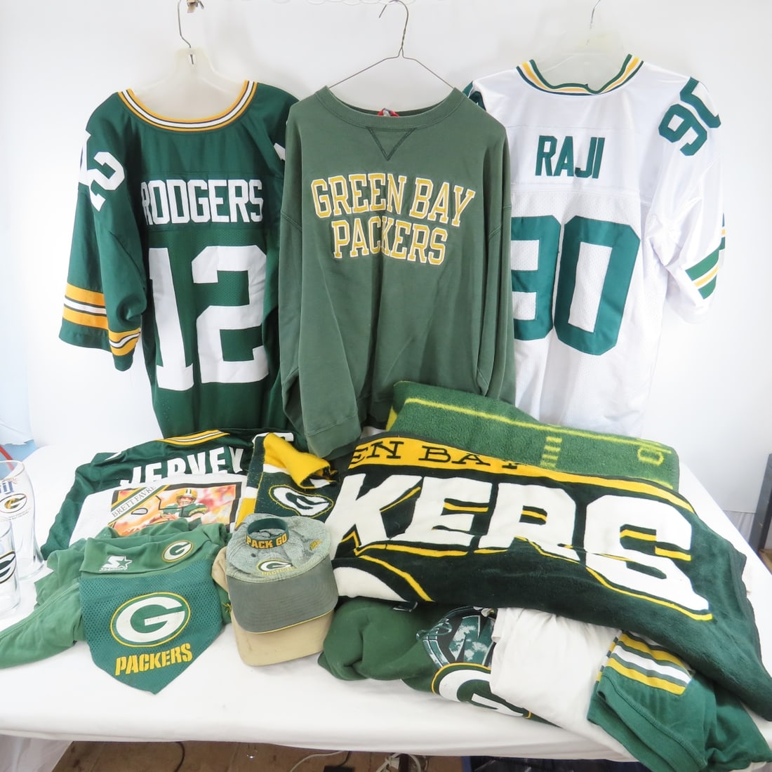 Green Bay Packers Jersey's, Blanket & more (1 of 17)