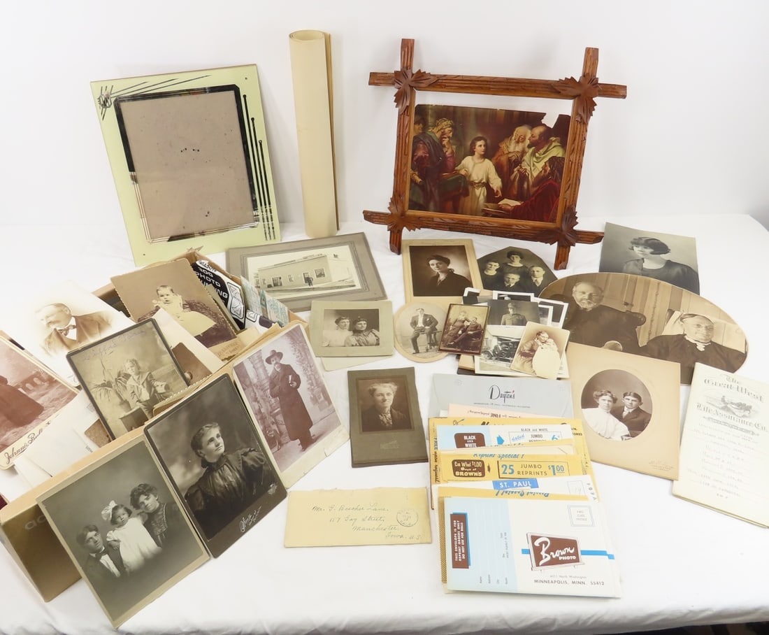 Antique & Vintage Photos and Picture Frames: Antique & Vintage Photos and Picture Frames Please ask questions and read terms & conditions before bidding.