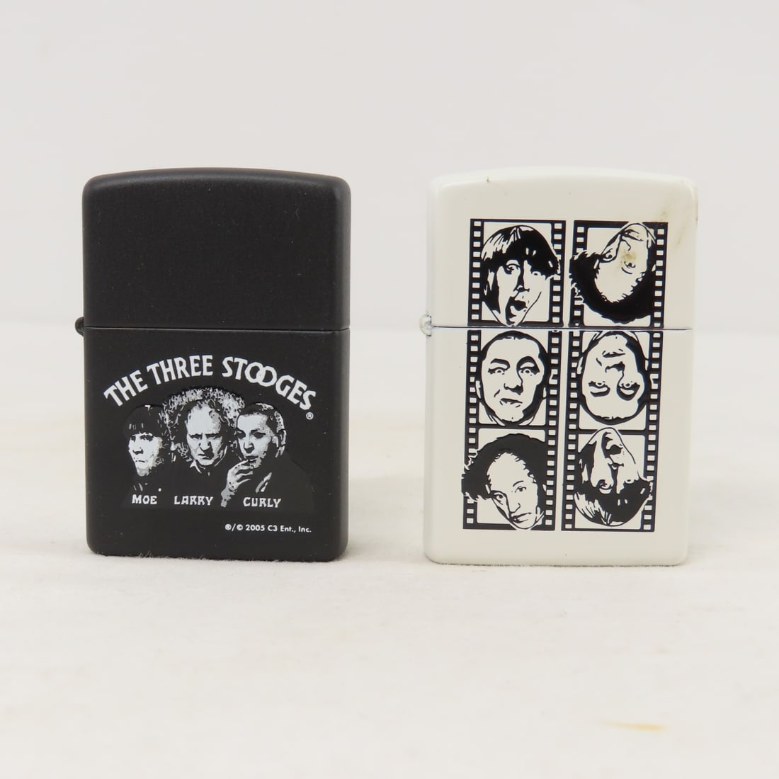 2 Zippo The Three Stooges lighters (1 of 16)