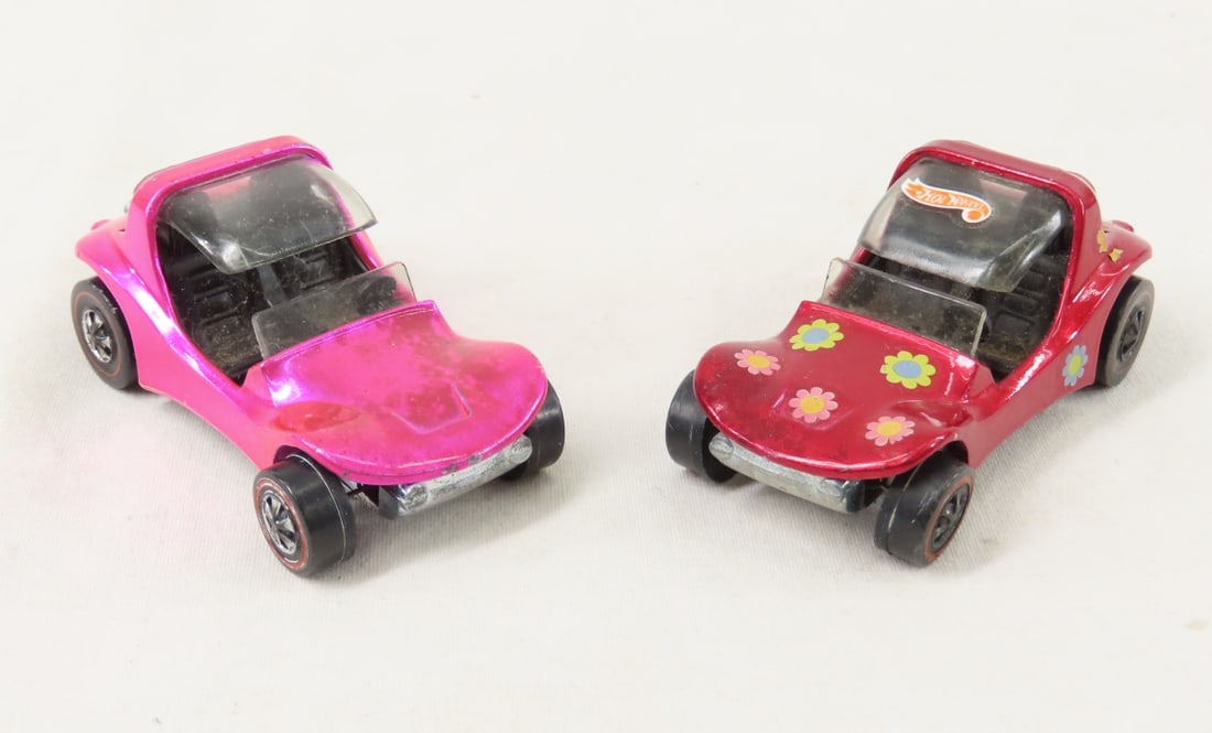 2 Sand Crab Hot Wheels Redlines (1 of 15)