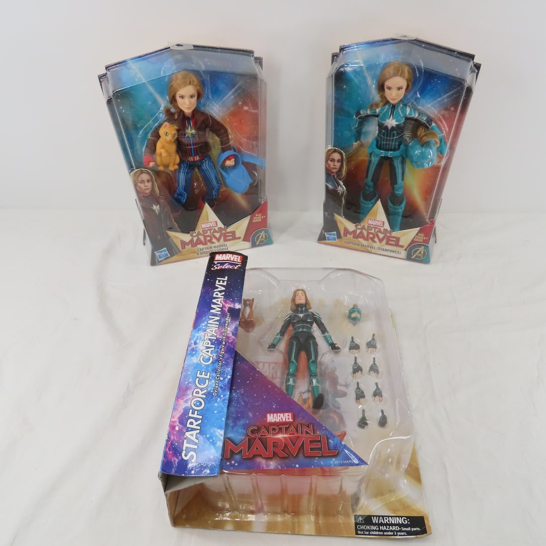 3 Captain Marvel Action Figures NIP: 3 Captain Marvel Action Figures NIP Please ask questions and read terms & conditions before bidding.