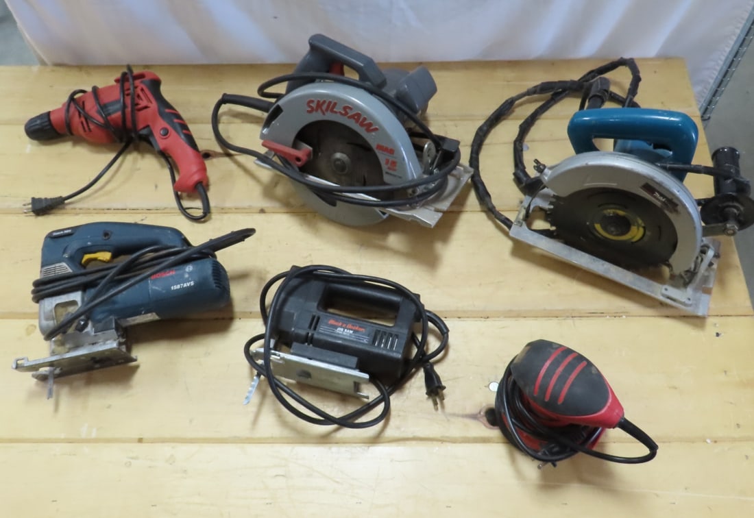 Power tools, saws. drill, sander (1 of 9)