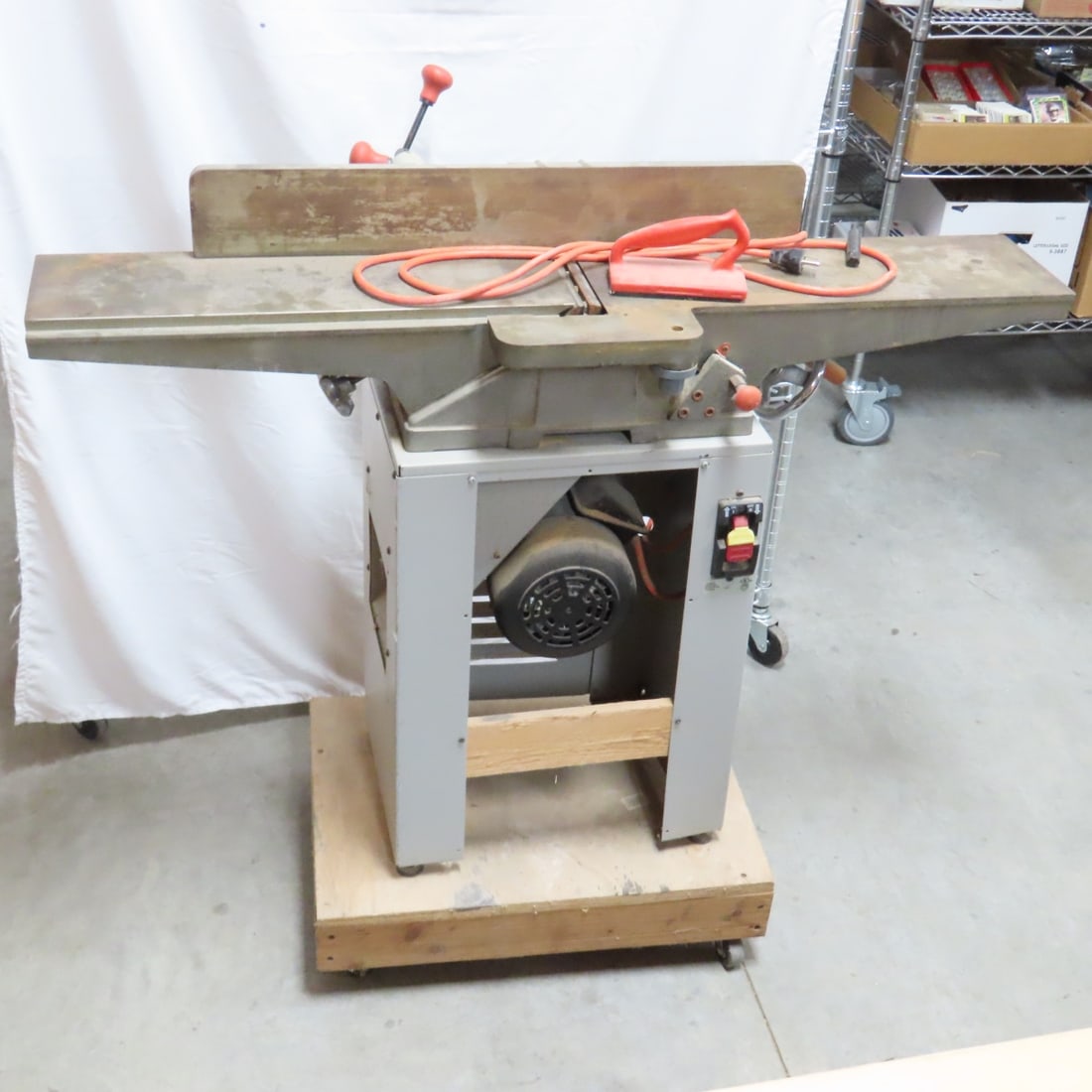 Rigid Model JP06000 Planer: Rigid Model JP06000 Planer Seller reports as working- we did not test NO SHIPPING ON THIS LOT Please ask questions and read terms & conditions before bidding.