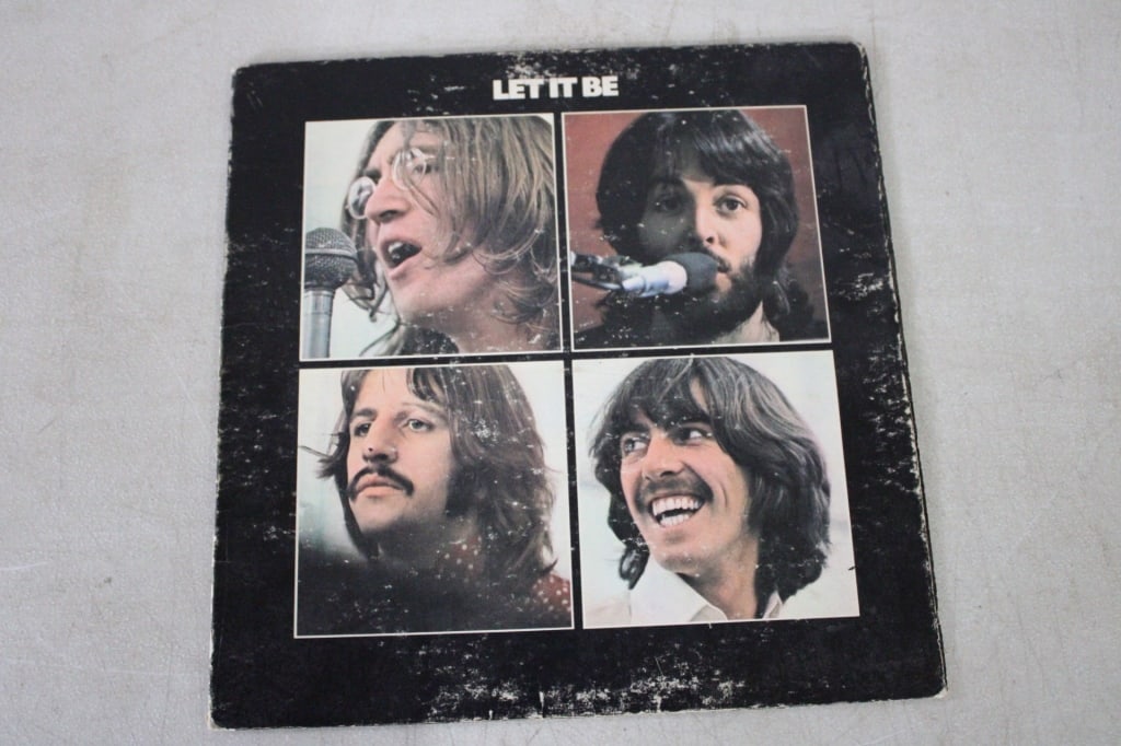 Beatles Let It Be Set Red Vinyl LP Albums Apple: Beatles Let It Be Set Red Vinyl LP Albums Apple -#AR34001. As pictured. Please ask questions and read terms & conditions before bidding.