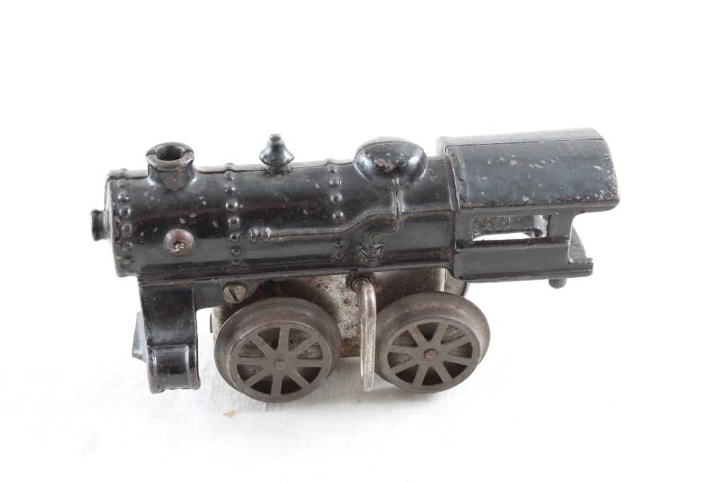 Cast Iron Wind-Up Locomotive Train Engine Works (1 of 7)
