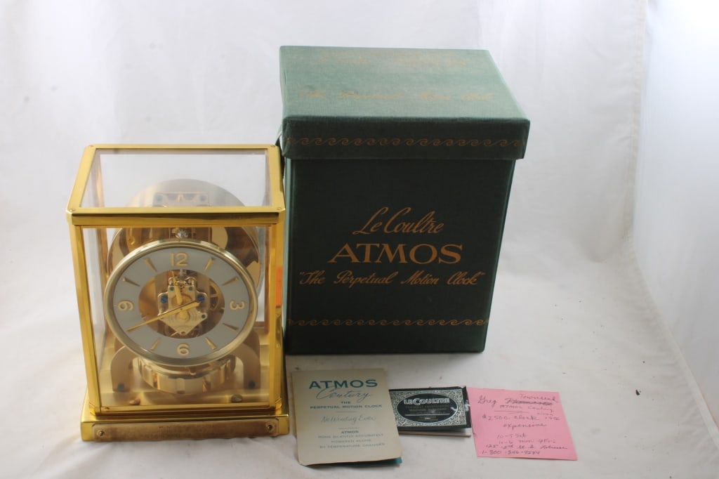 LeCoultre Atmos Perpetual Motion Clock (1 of 19)
