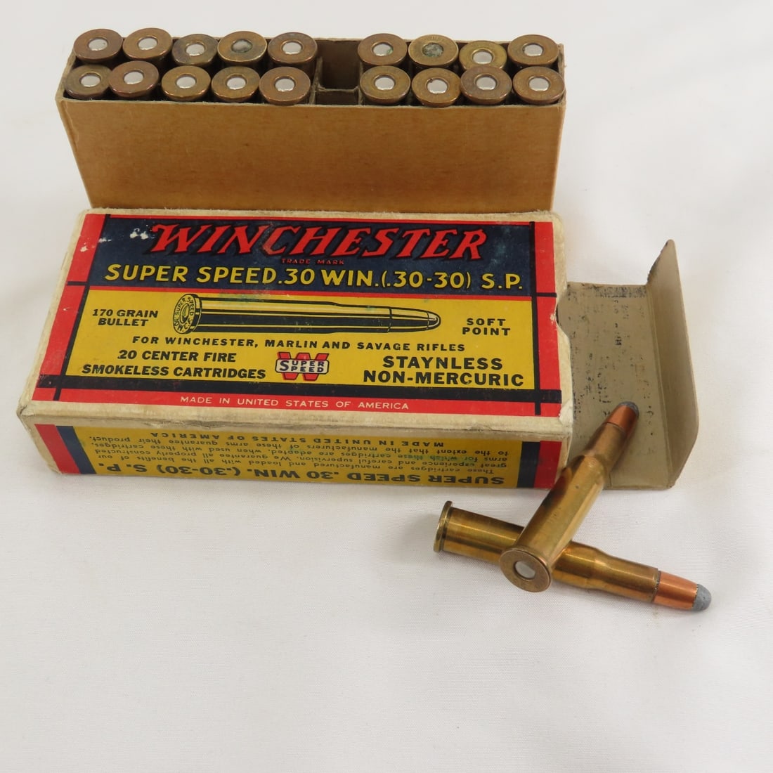 20 Vtg Winchester Super Speed WIN 30-30 Cartridges: for Winchester, marlin & Savage rifles, 170gr soft point CF smokeless, very good overall condition in vintage box which shows wear and tear from age, ammo may have corrosion and may not all be correct