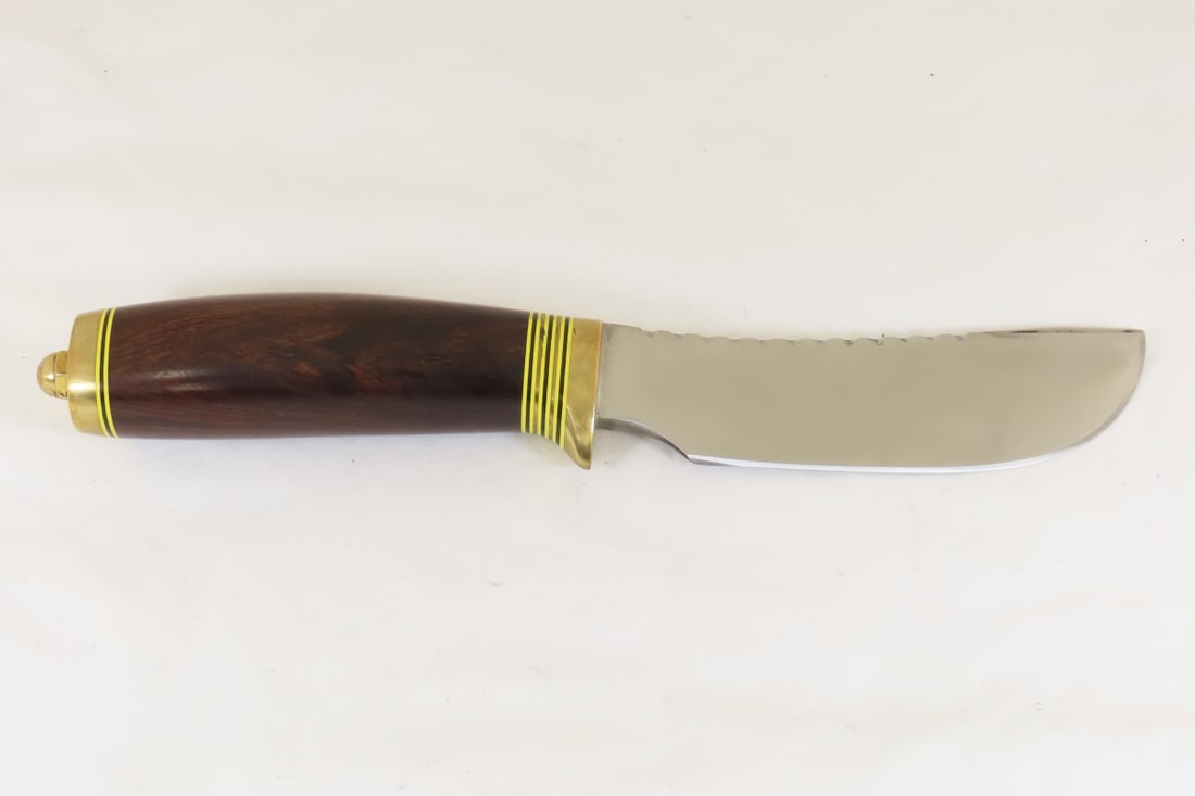Hand Made Custom Knife by Dr. Robert E Molenaar: Hand Made Custom Knife by Dr. Robert E Molenaar 5160 steel blade with file work, flat grind, brass guard & butt, brass & fiber spacers. Desert ironwood handle blade measures just under 5 inches. Overa