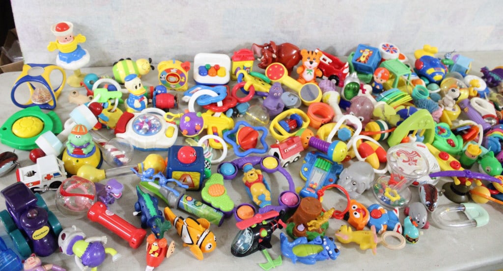 Children's Toys Fisher Price, Playskool, More (1 of 18)