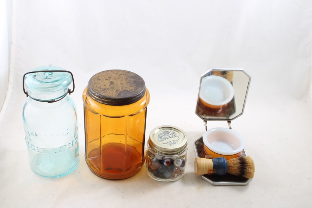 Shave Set, Marbles, Lightning Putnam Fruit Jar (1 of 18)