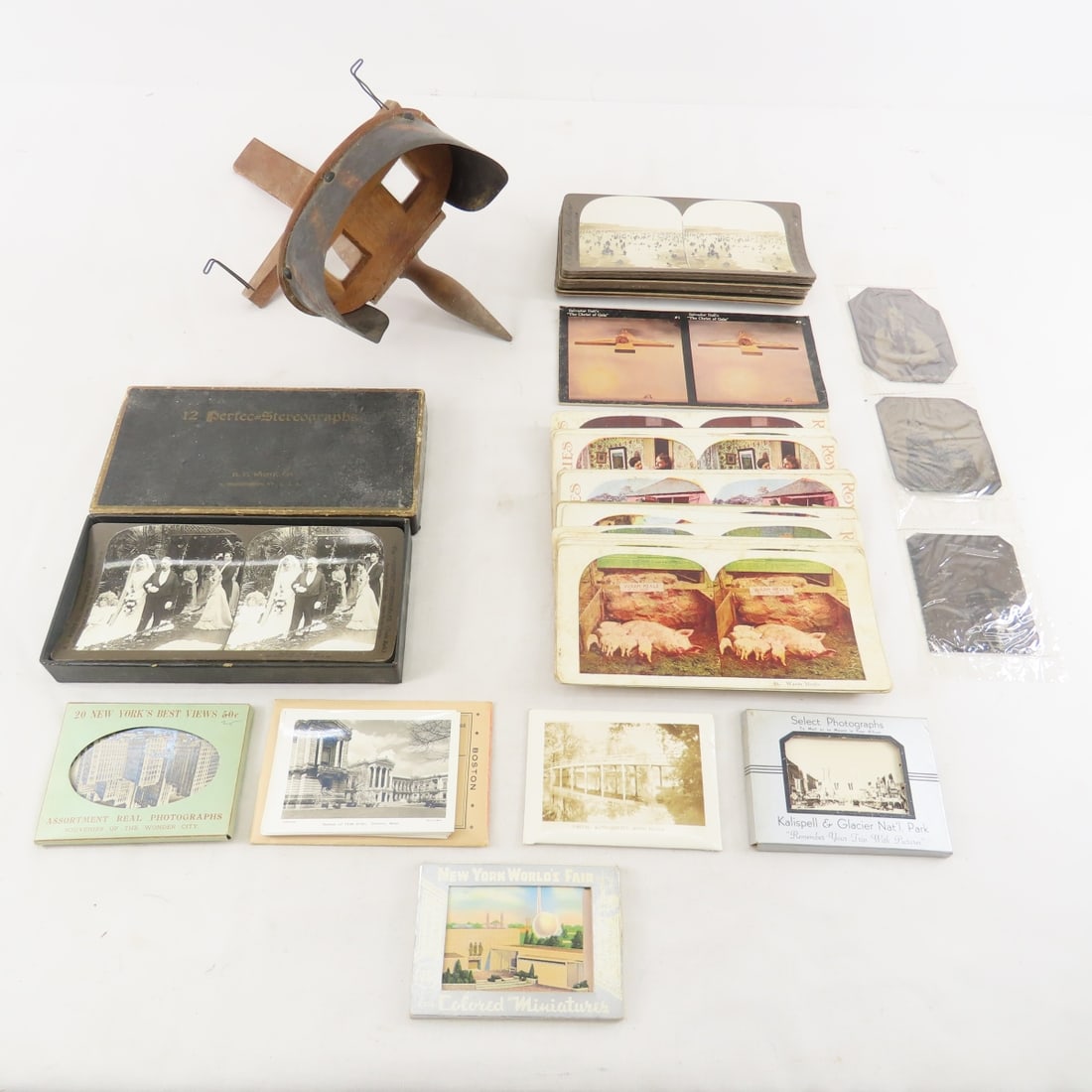 Antique Stereoscope viewer & cards & 3 tin type (1 of 17)