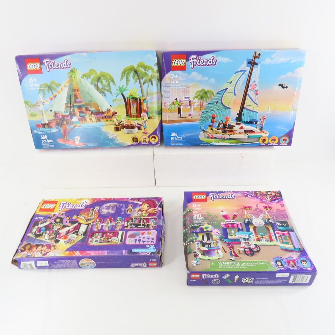4 Lego Friends sets with boxes (1 of 9)