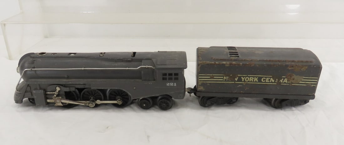 Prewar Lionel O27 Steam Locomotive & Tender (1 of 6)