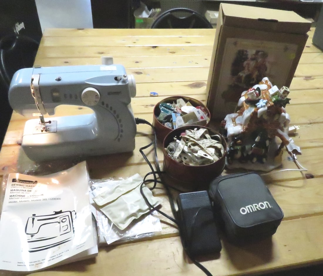 Kenmore Mini Ultra Sewing Machine & More (1 of 8)