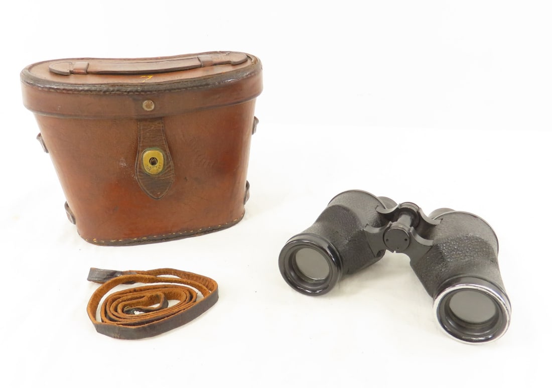 US Army M9 binoculars with case 1942 (1 of 17)
