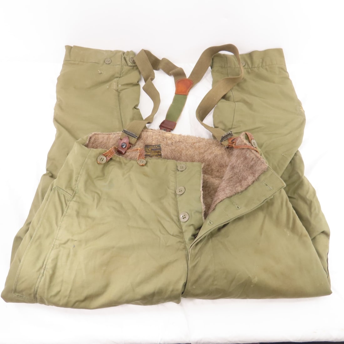 US AAF Type A-9 Flight pants- sz 38: US AAF Type A-9 Flight pants- sz 38 - Please read terms & conditions and ask questions before bidding.