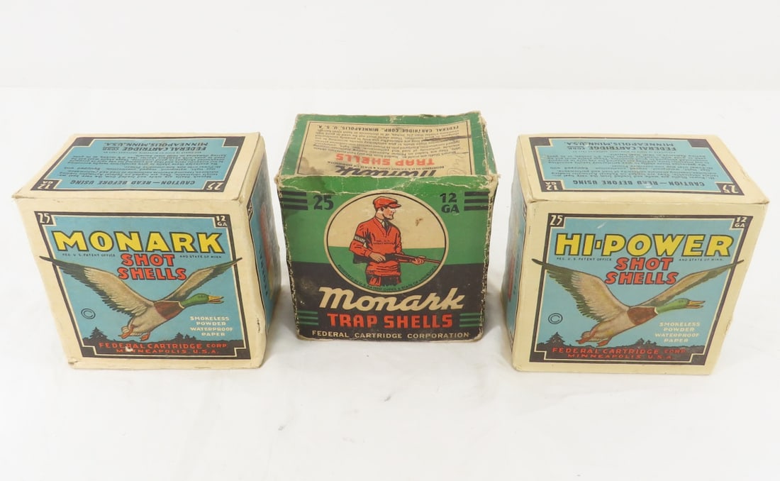 61 Vintage Federal Monark 12GA Cartridges in Boxes (1 of 15)