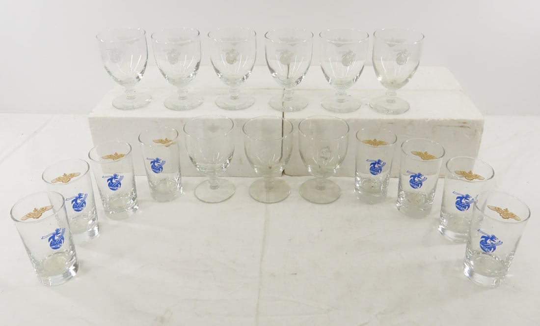 NAS Twin Cities US Navy Wing Drinking Glasses (1 of 15)