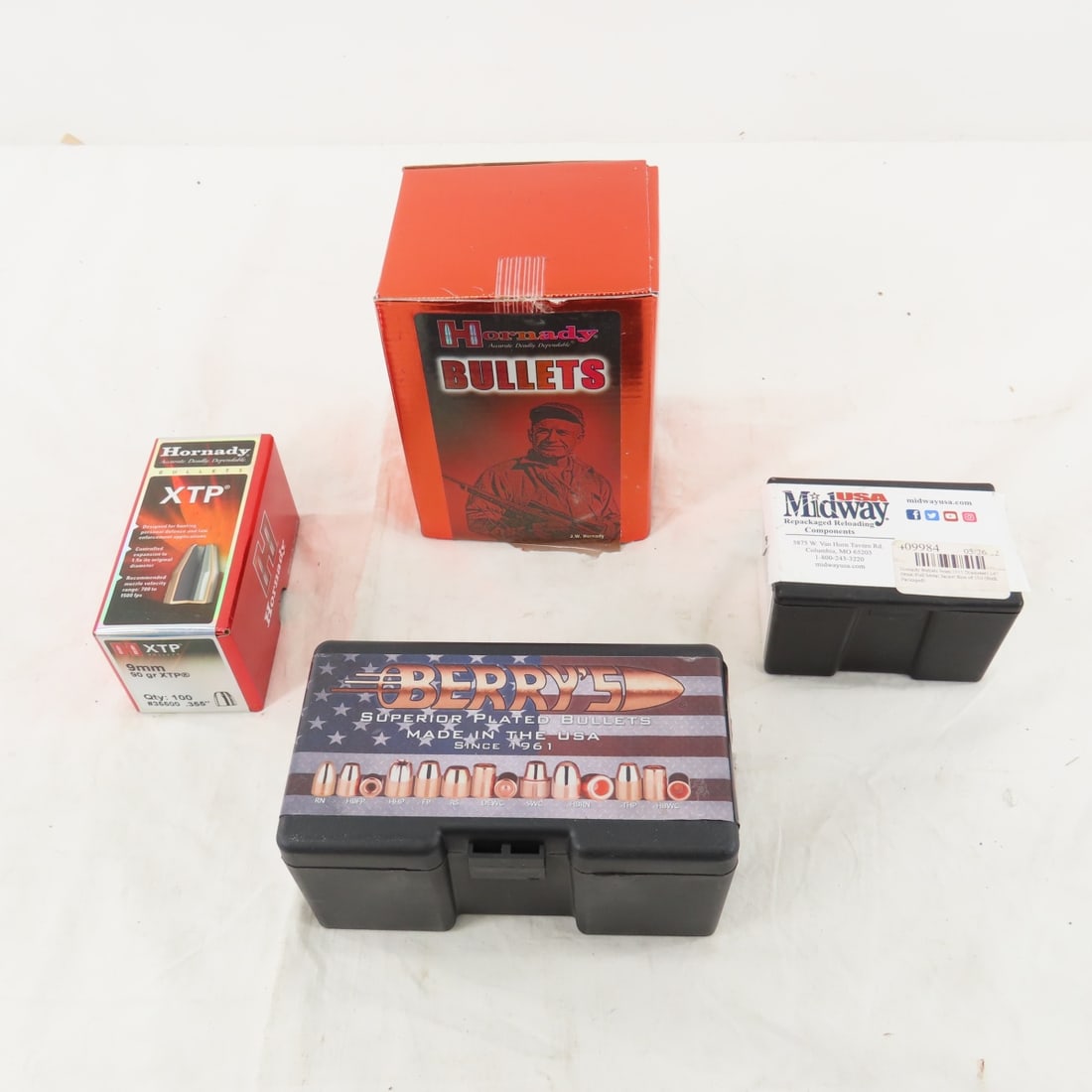 Approximately 950 rounds mixed 9mm bullets (1 of 13)