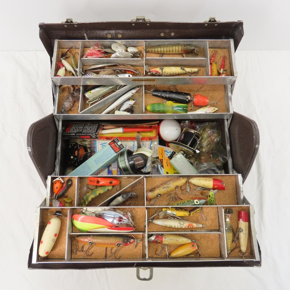 Kennedy Tackle box with vintage lures and gear (1 of 20)