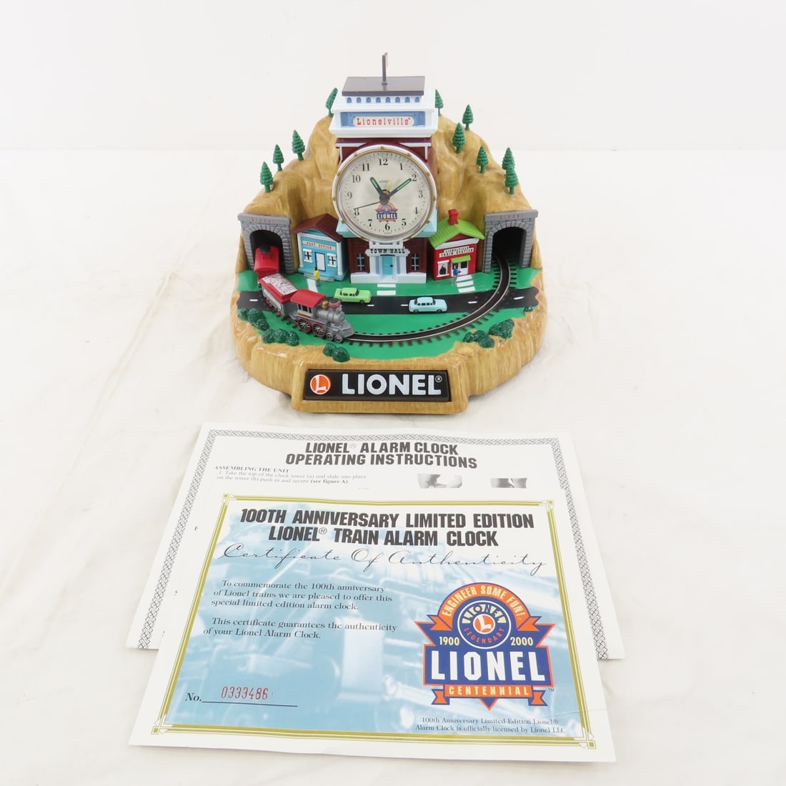 Lionel 100th Anniversary Clock in Box (1 of 11)