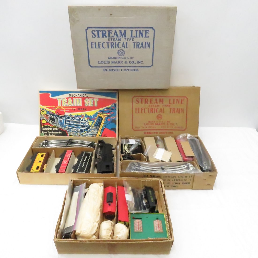 3 Marx Train Sets in Box, Mechanical, Electrical (1 of 20)