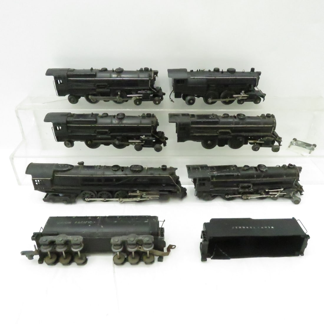 6 American Flyer O Engines and 2 Coal Cars Loose (1 of 20)