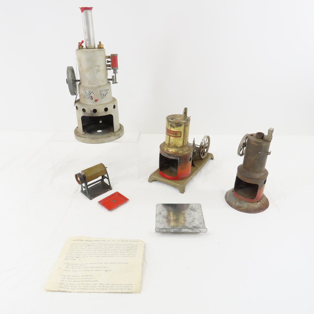 Weeden & Other Steam Engine Toys & More (1 of 19)