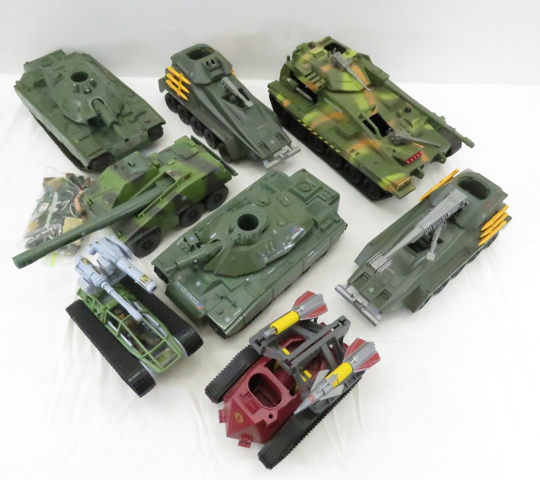 GI Joe Armored Tanks, Hasbro & Lanard 1980's: GI Joe Armored Tanks, Hasbro & Lanard 1980's - Possibly Several Missing Parts Please ask questions and read terms & conditions before bidding.