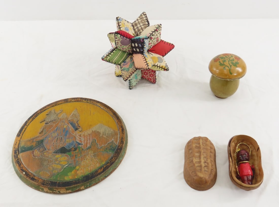 Folk Art Carved Wood Plaque, Paper Mache Peanut (1 of 16)