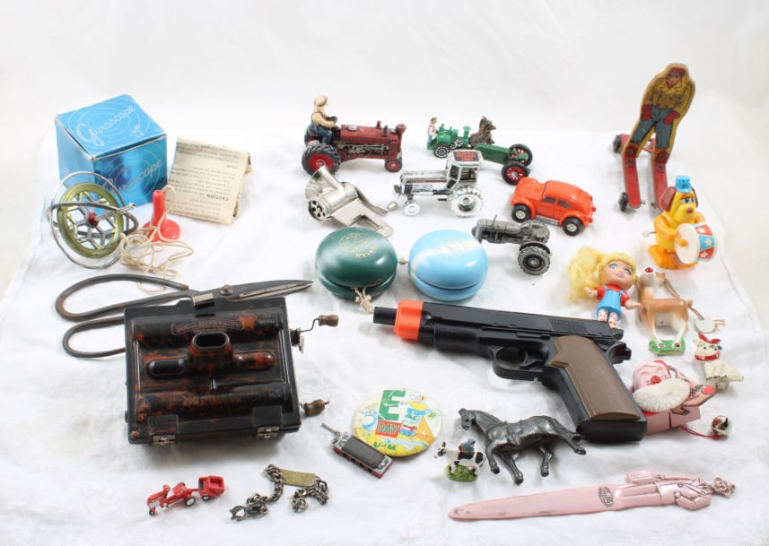 1925 Bakelite Rolmonica, Gyroscope & Toys (1 of 20)